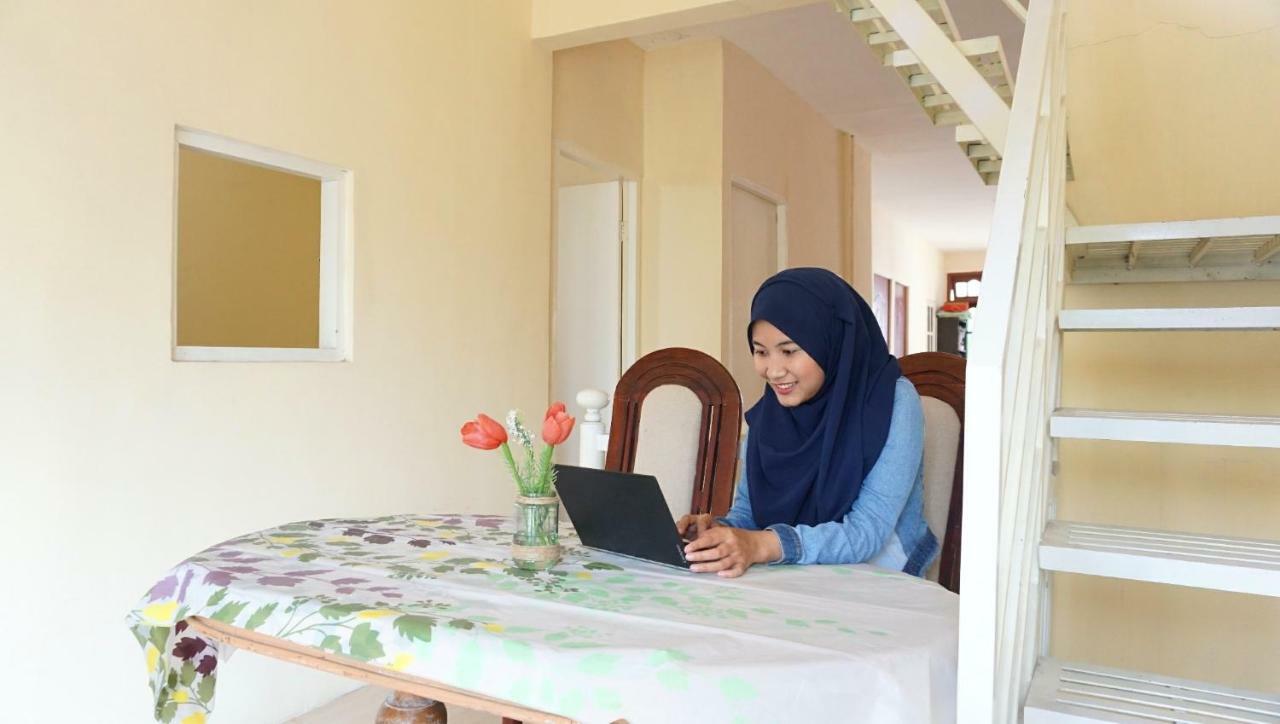 West Surabaya Homey Eksteriør billede